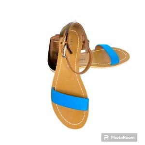 New! Chinese Laundry Laguna Sandals size 8